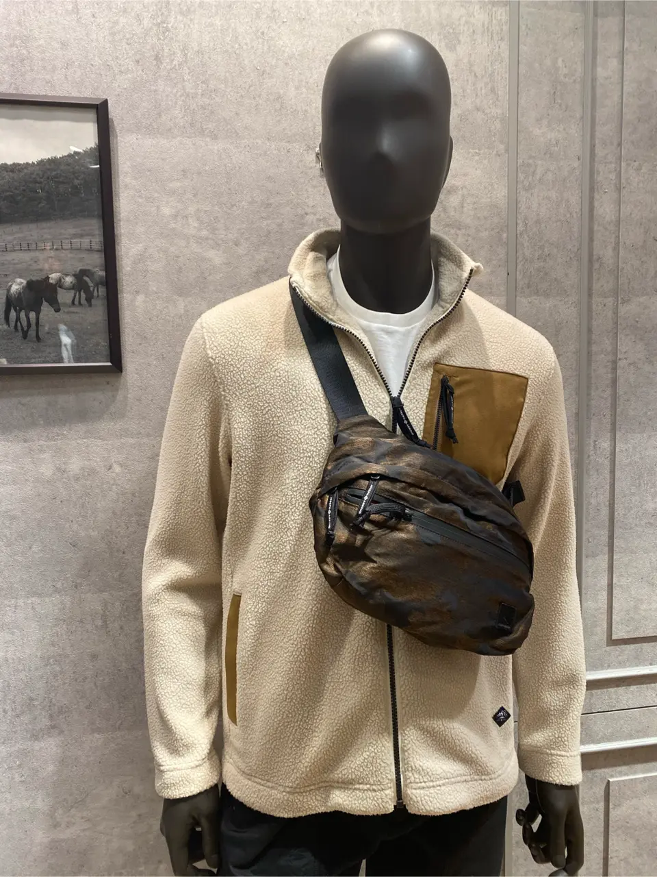 JOSEPH ABBOUD 東　 コーディネート画像