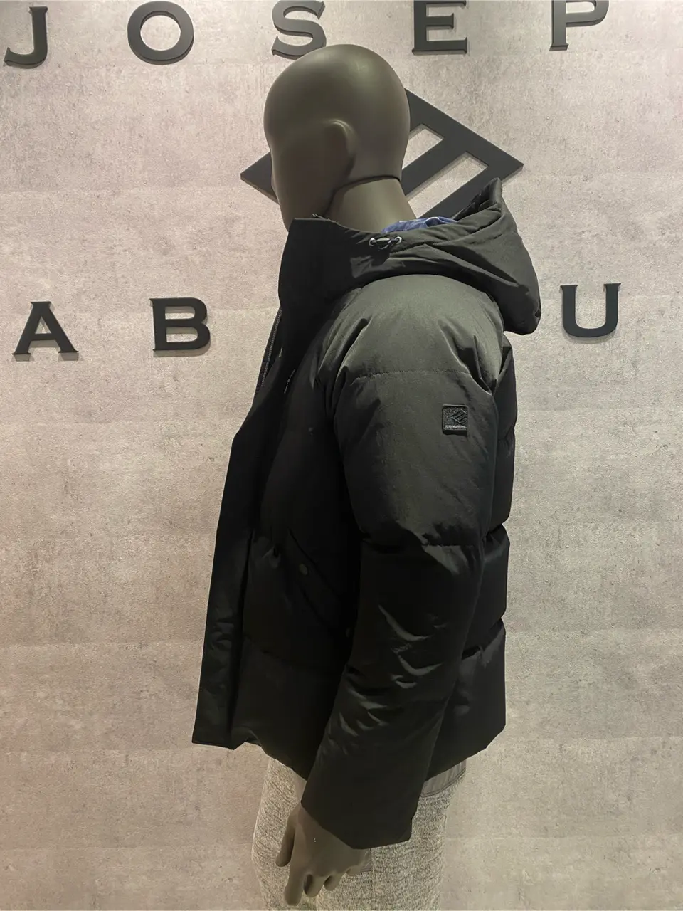 JOSEPH ABBOUD 東　 コーディネート画像