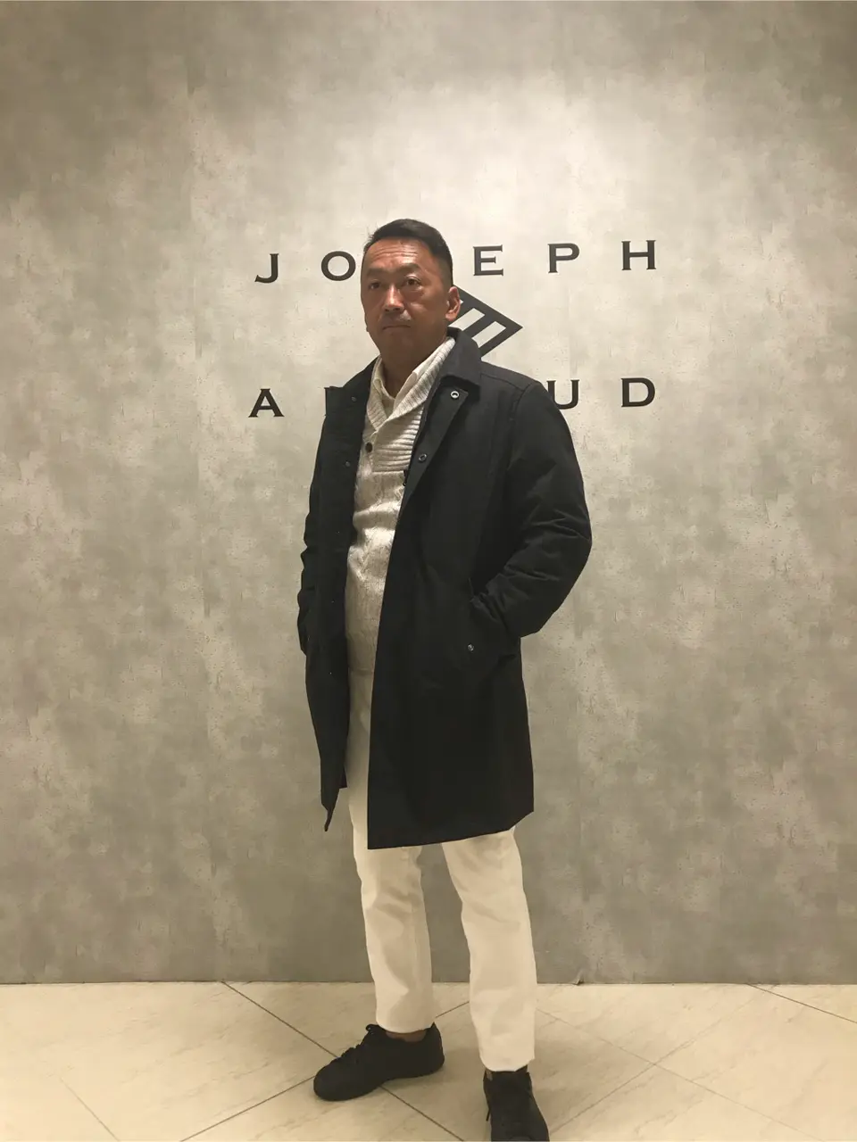 JOSEPH ABBOUD 佐藤 コーディネート画像