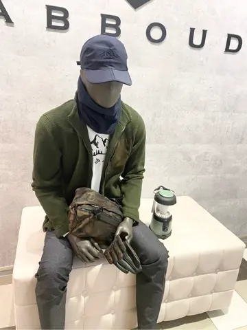 JOSEPH ABBOUD 東　 コーディネート画像