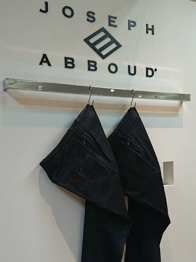 JOSEPH ABBOUD スタッフ コーディネート画像