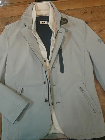 JOSEPH ABBOUD スタッフ コーディネート画像