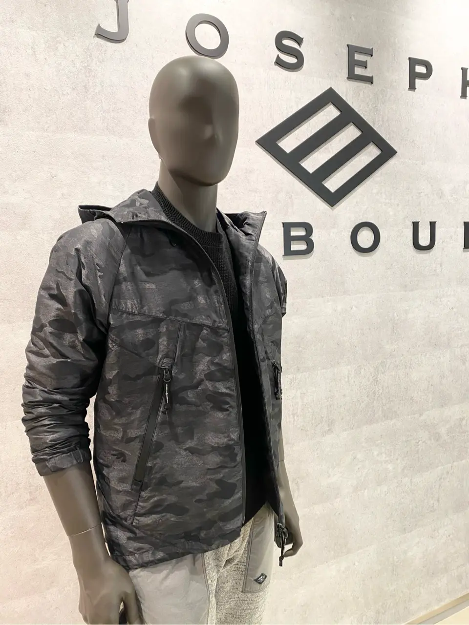 JOSEPH ABBOUD 東　 コーディネート画像