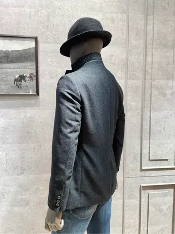 JOSEPH ABBOUD 二澤 コーディネート画像