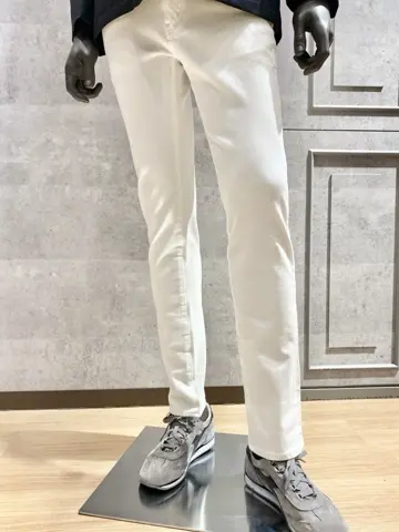 JOSEPH ABBOUD 東　 コーディネート画像