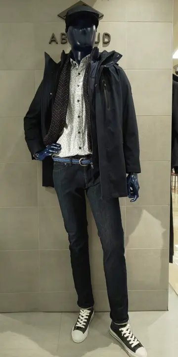 JOSEPH ABBOUD 吉川 コーディネート画像