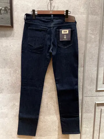 JOSEPH ABBOUD 二澤 コーディネート画像