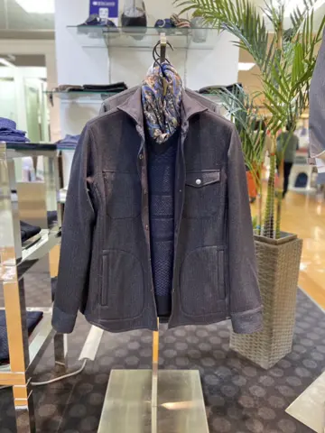 JOSEPH ABBOUD スタッフ コーディネート画像