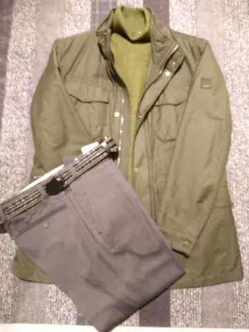 JOSEPH ABBOUD 重留 コーディネート画像