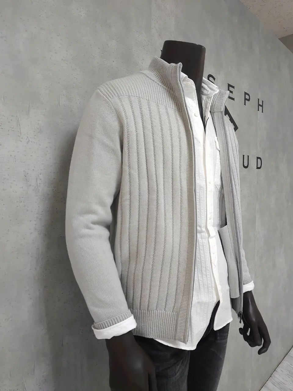 JOSEPH ABBOUD 石川 コーディネート画像