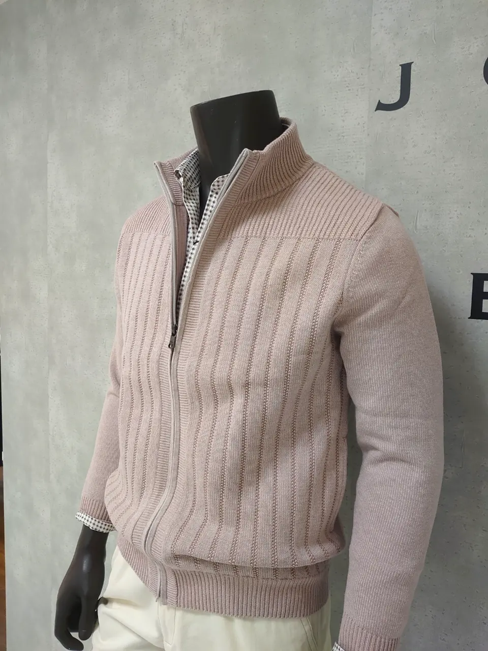 JOSEPH ABBOUD 石川 コーディネート画像