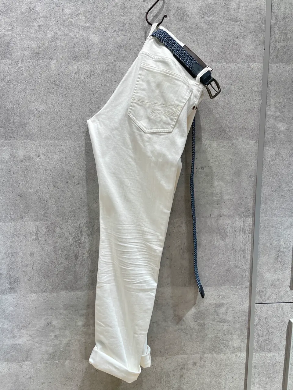 JOSEPH ABBOUD 二澤 コーディネート画像