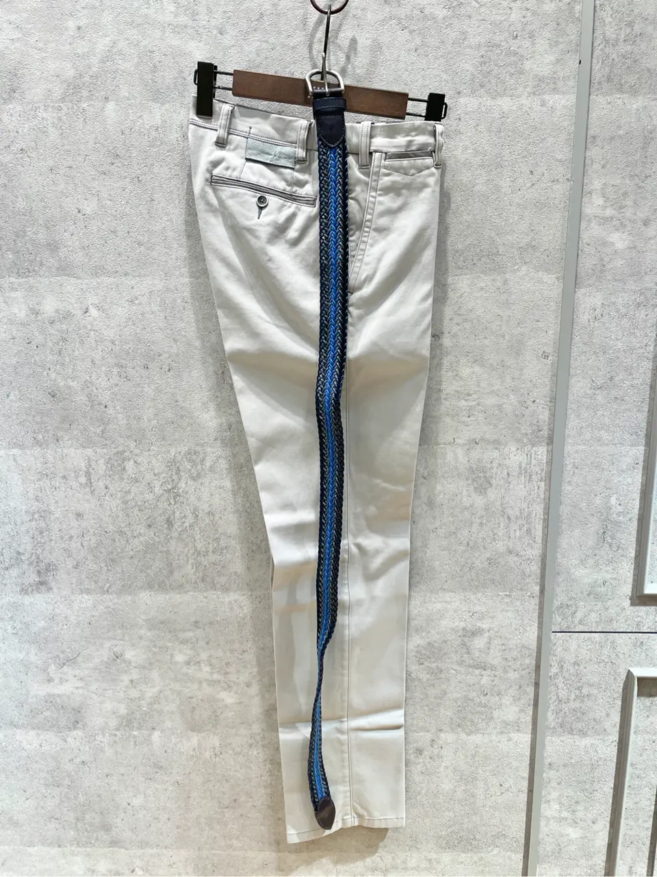 JOSEPH ABBOUD 二澤 コーディネート画像