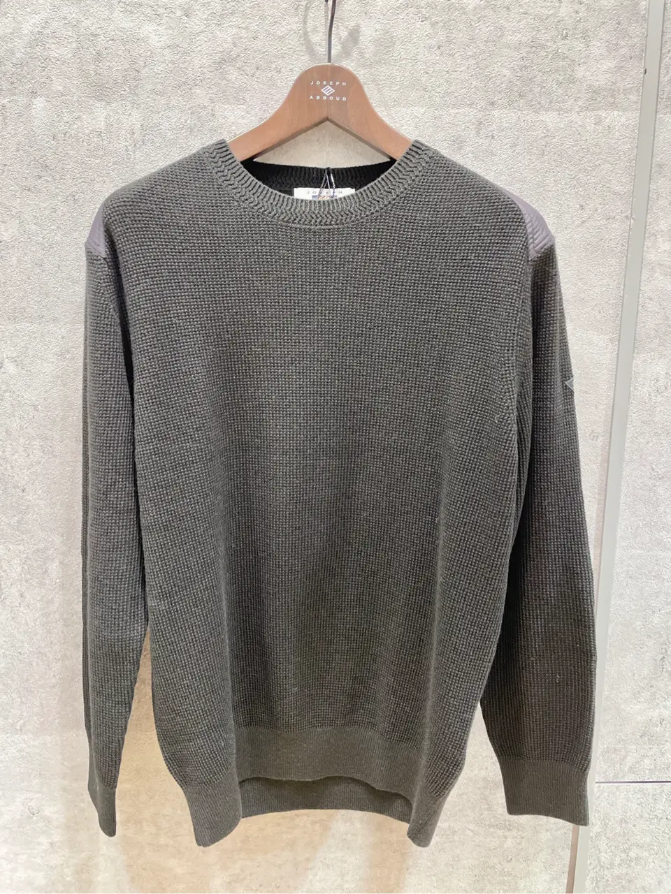 JOSEPH ABBOUD 二澤 コーディネート画像