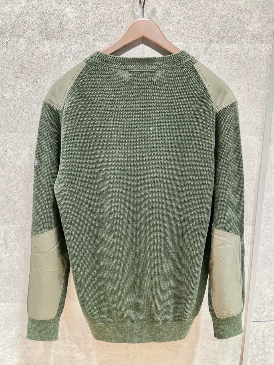 JOSEPH ABBOUD 二澤 コーディネート画像