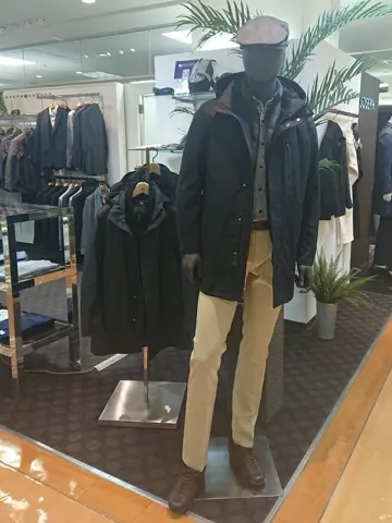 JOSEPH ABBOUD スタッフ コーディネート画像