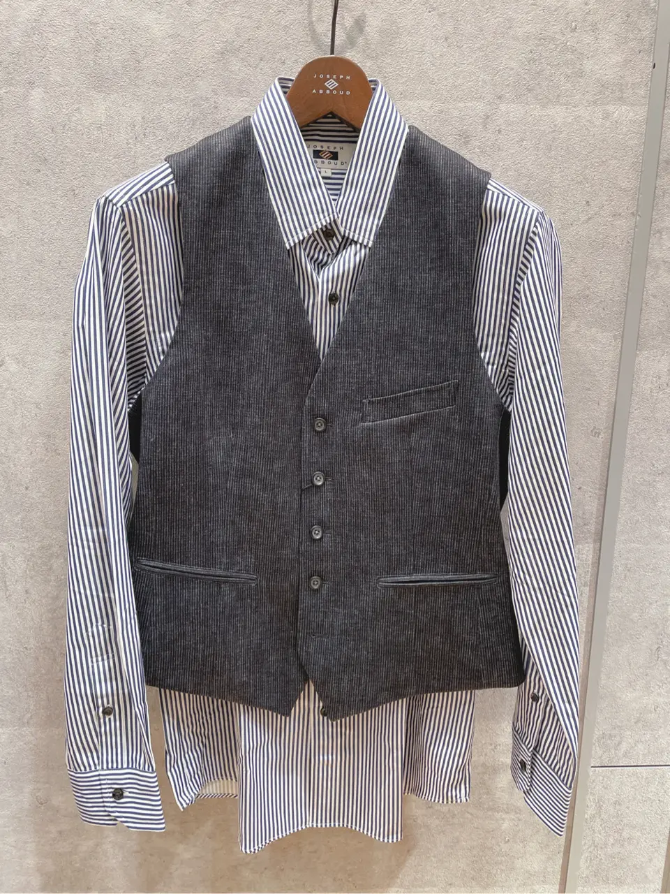 JOSEPH ABBOUD 二澤 コーディネート画像