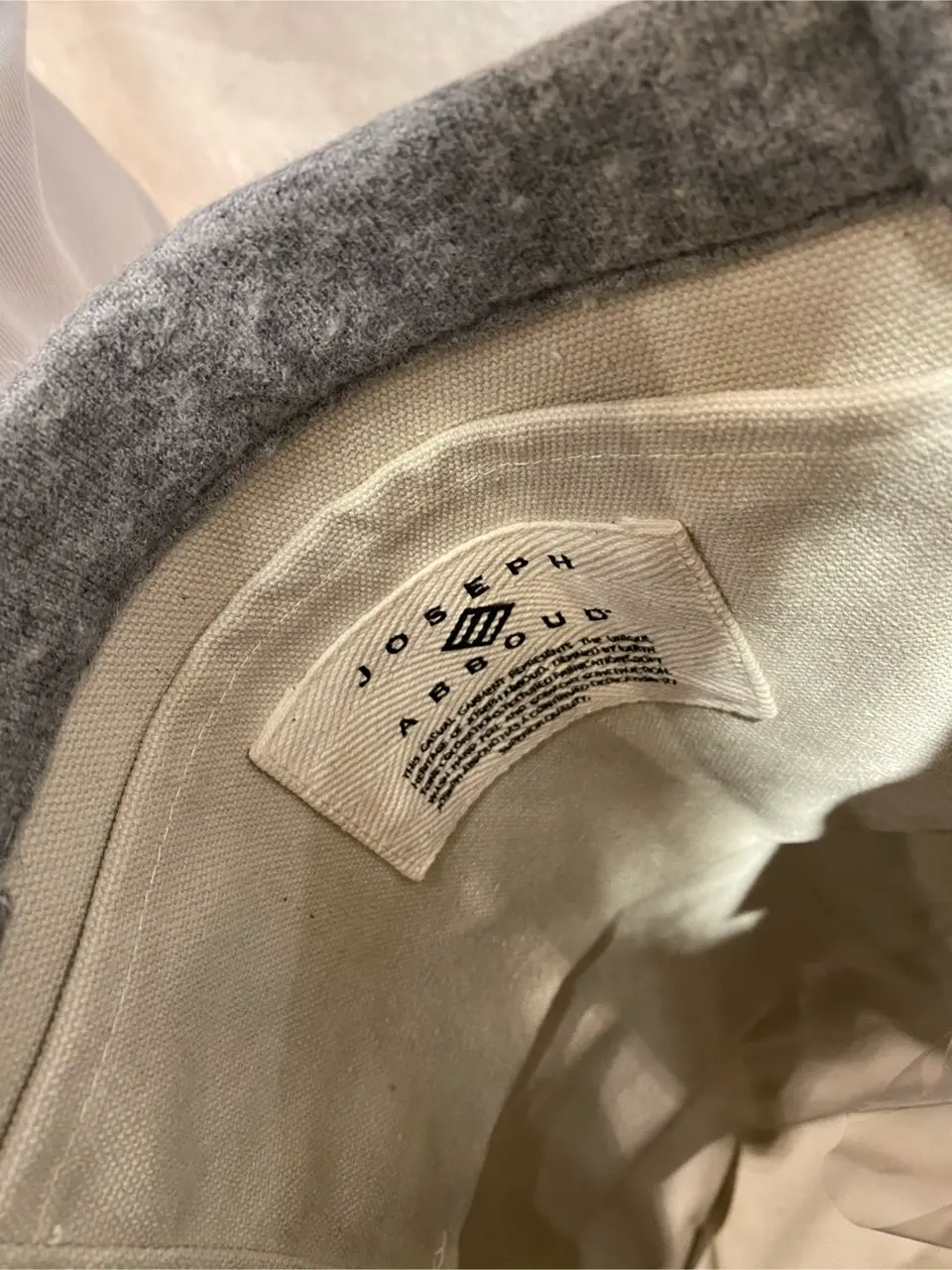 JOSEPH ABBOUD 東　 コーディネート画像