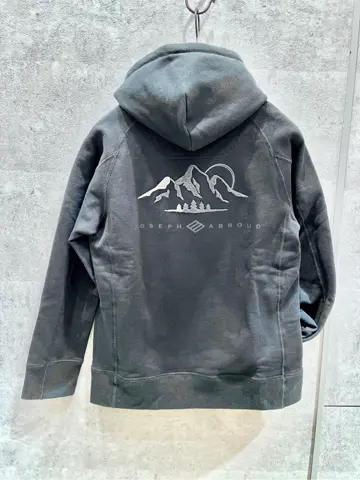 JOSEPH ABBOUD 二澤 コーディネート画像