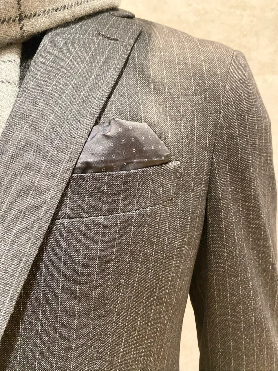 JOSEPH ABBOUD 東　 コーディネート画像