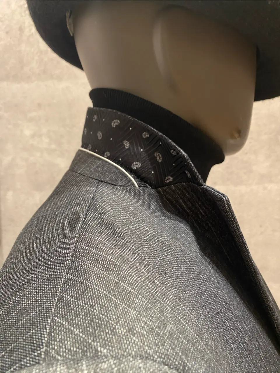 JOSEPH ABBOUD 東　 コーディネート画像