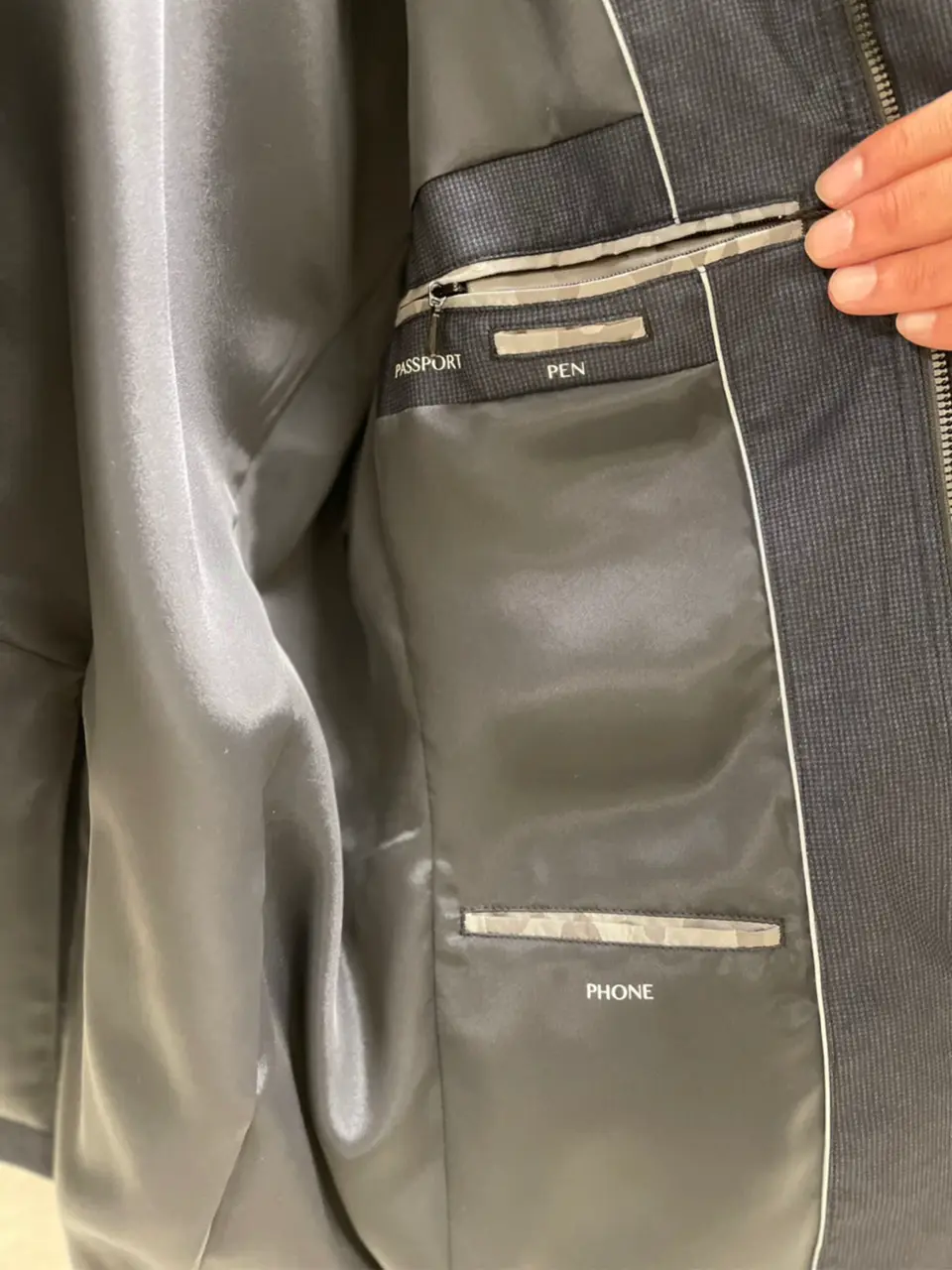 JOSEPH ABBOUD 佐藤 コーディネート画像