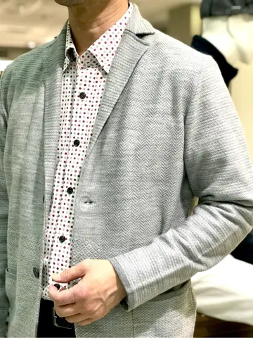 JOSEPH ABBOUD 植岡 コーディネート画像