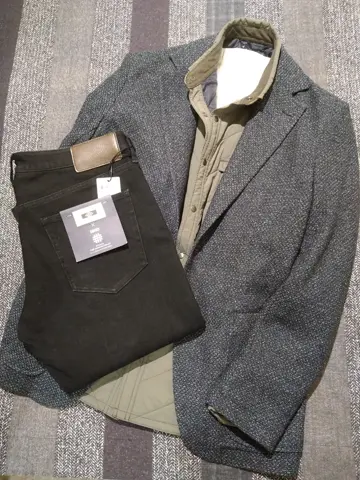 JOSEPH ABBOUD 重留 コーディネート画像