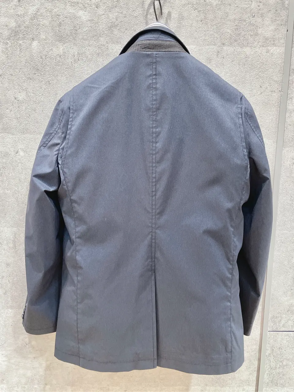 JOSEPH ABBOUD 二澤 コーディネート画像