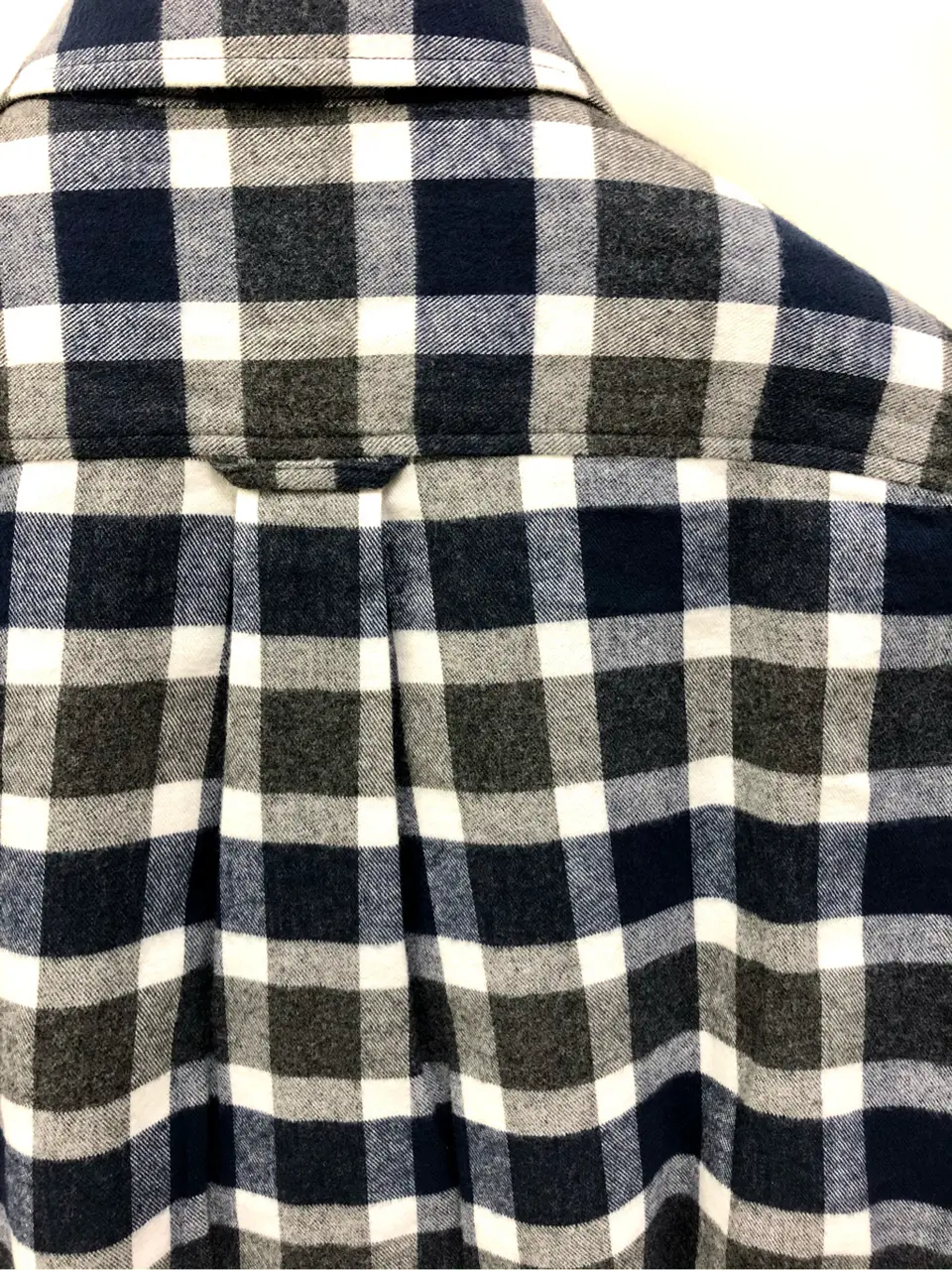 JOSEPH ABBOUD 植岡 コーディネート画像