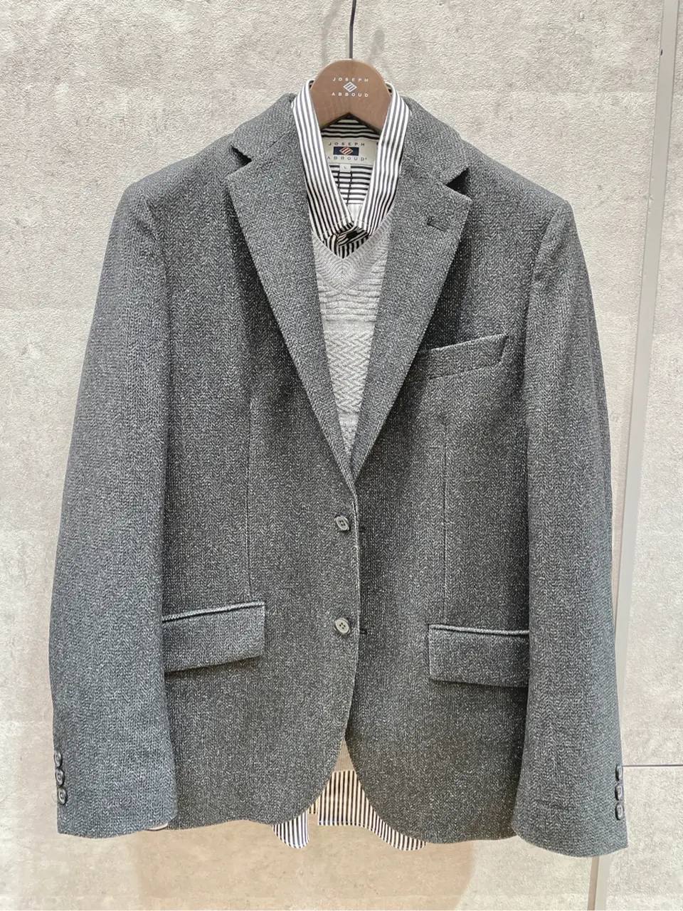 JOSEPH ABBOUD 二澤 コーディネート画像