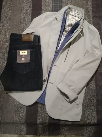 JOSEPH ABBOUD 重留 コーディネート画像