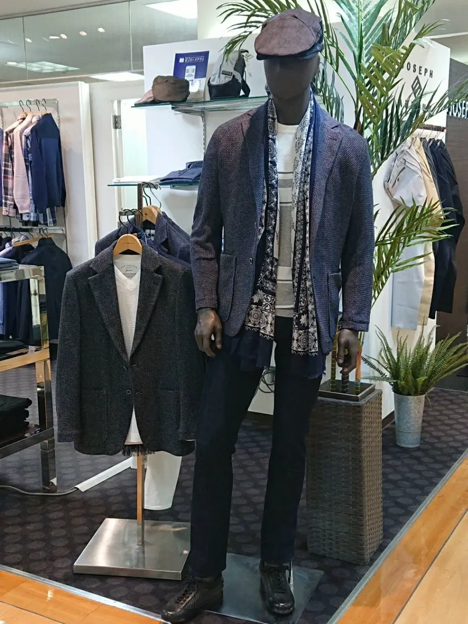 JOSEPH ABBOUD スタッフ コーディネート画像