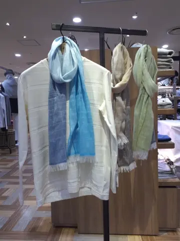 JOSEPH ABBOUD 小城 コーディネート画像