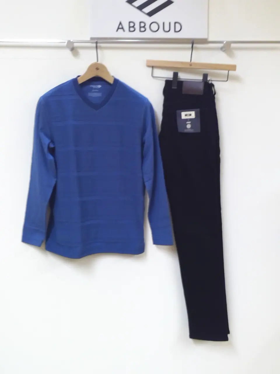 JOSEPH ABBOUD 平林 コーディネート画像