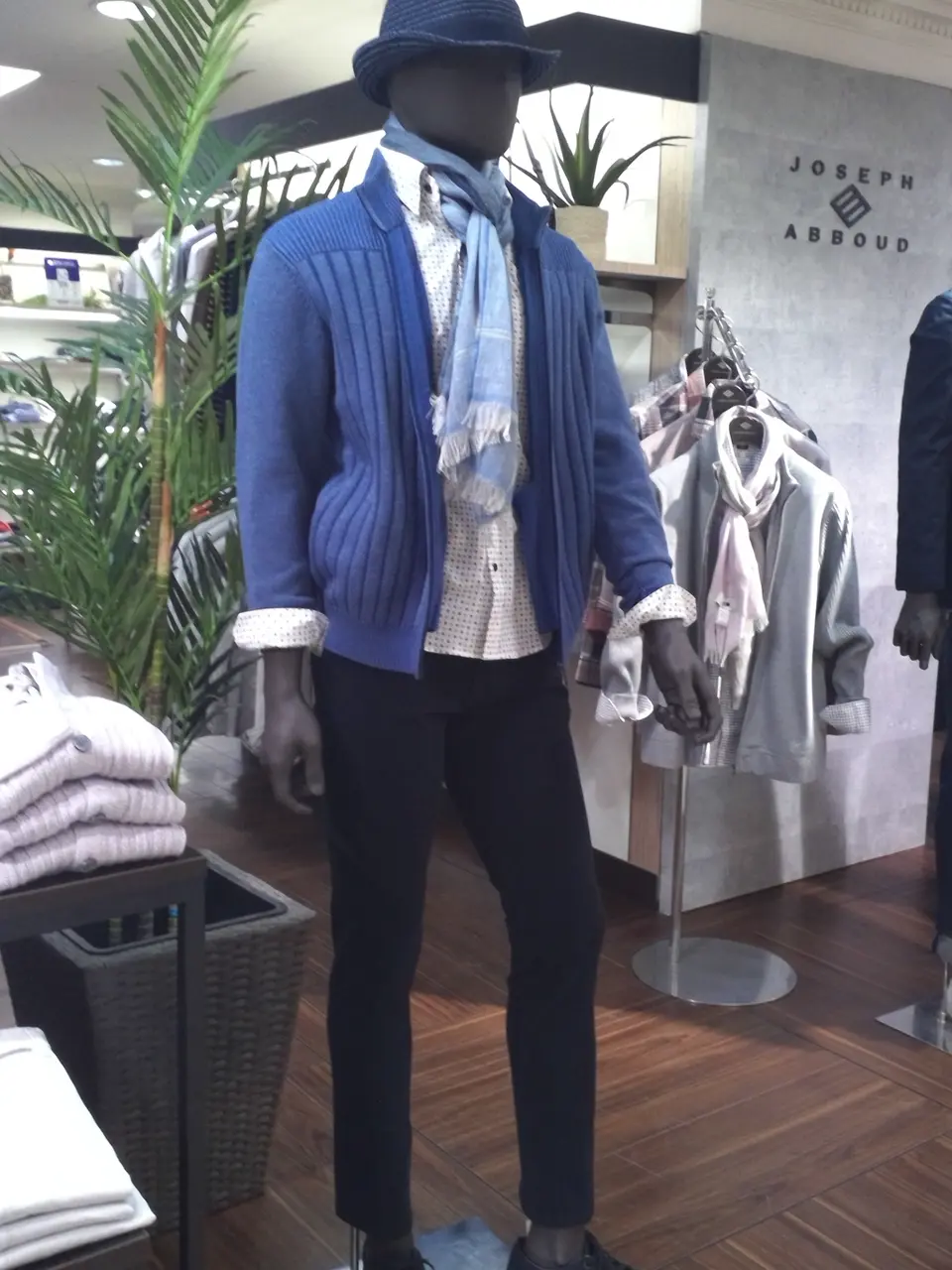  中島 コーディネート画像