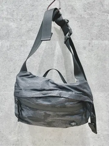 JOSEPH ABBOUD 二澤 コーディネート画像