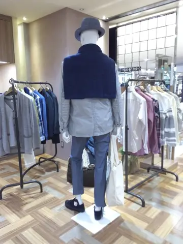 JOSEPH ABBOUD 小城 コーディネート画像