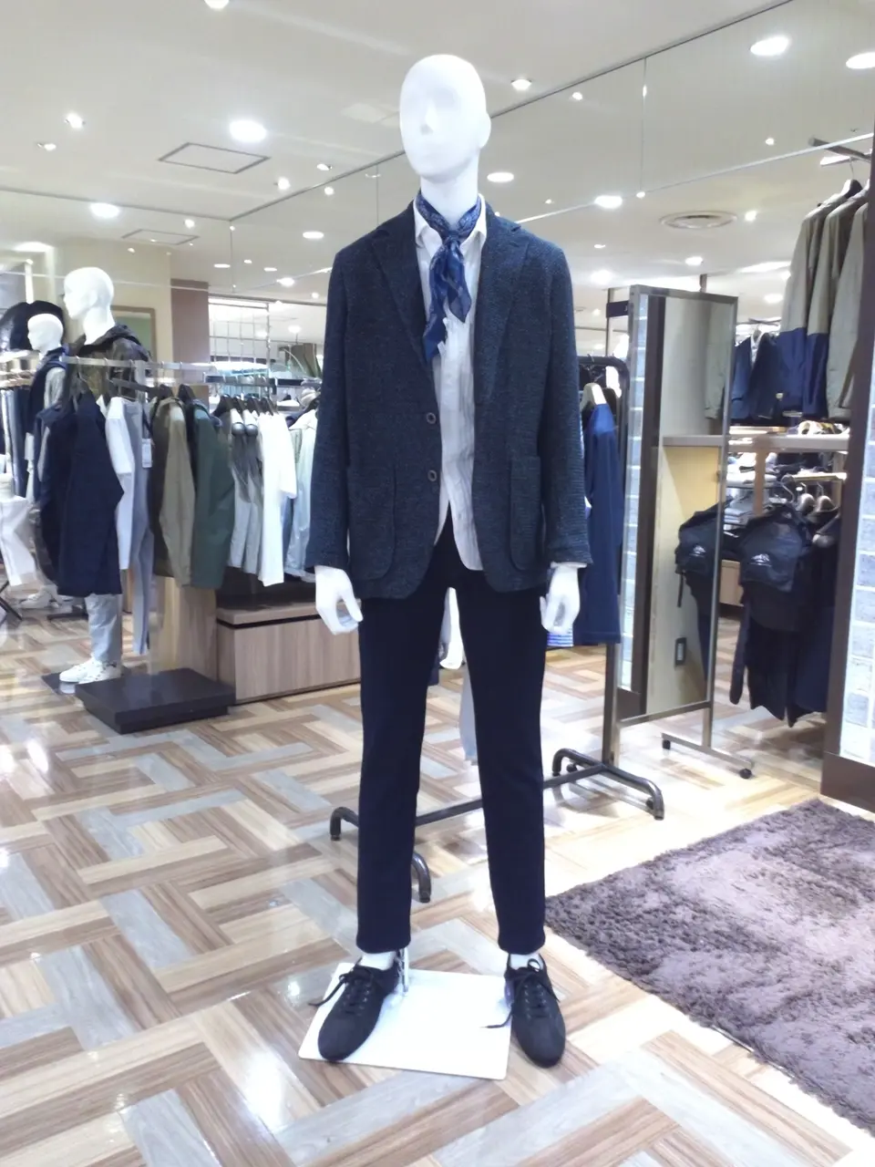 JOSEPH ABBOUD 森部 コーディネート画像