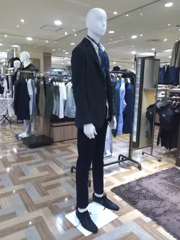 JOSEPH ABBOUD 森部 コーディネート画像