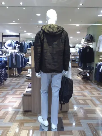 JOSEPH ABBOUD 小城 コーディネート画像