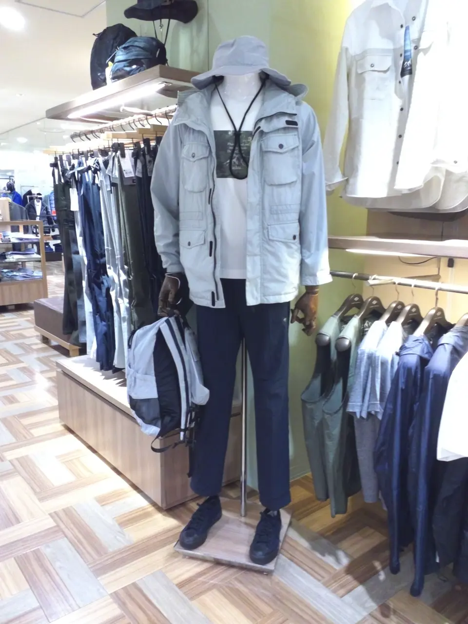 JOSEPH ABBOUD 森部 コーディネート画像