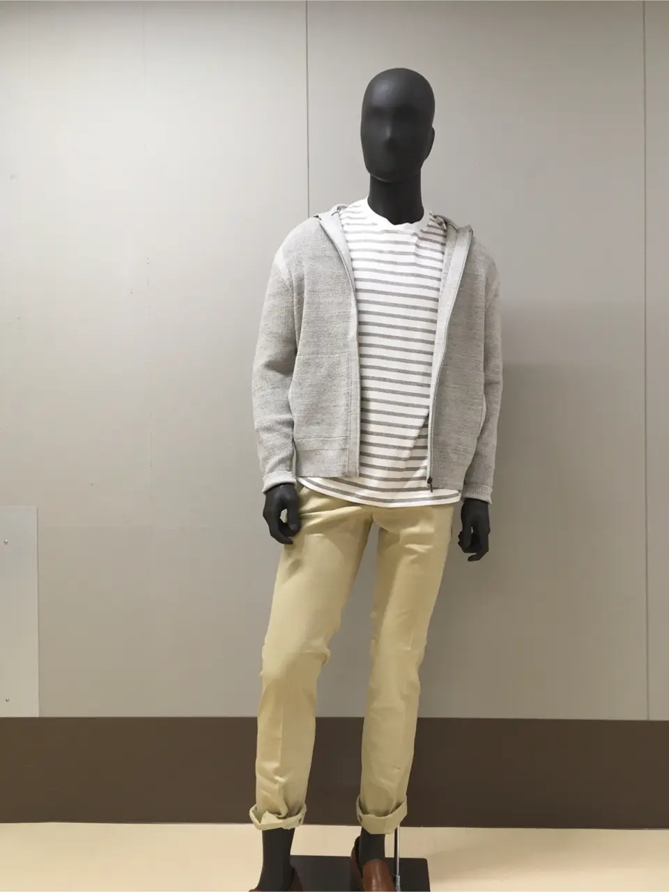 JOSEPH ABBOUD 大坪 コーディネート画像