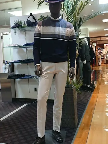 JOSEPH ABBOUD スタッフ コーディネート画像