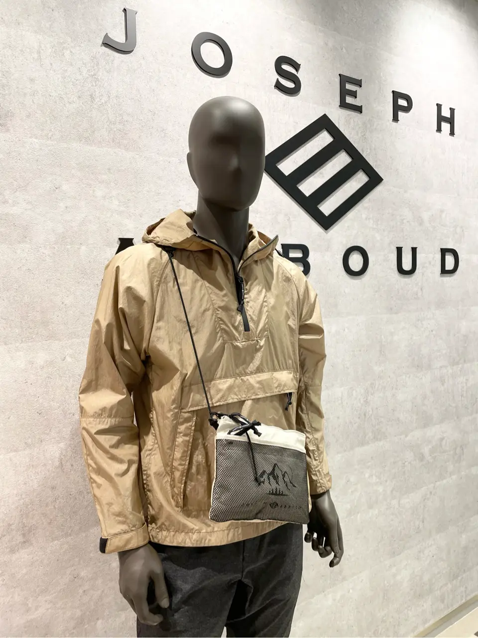  東　 コーディネート画像