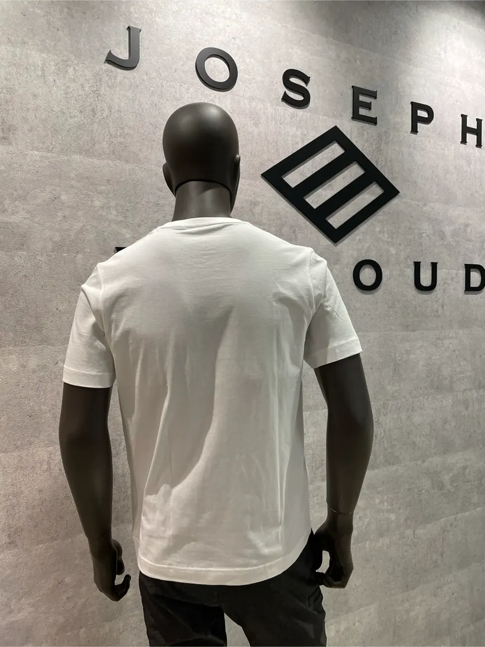 JOSEPH ABBOUD 東　 コーディネート画像