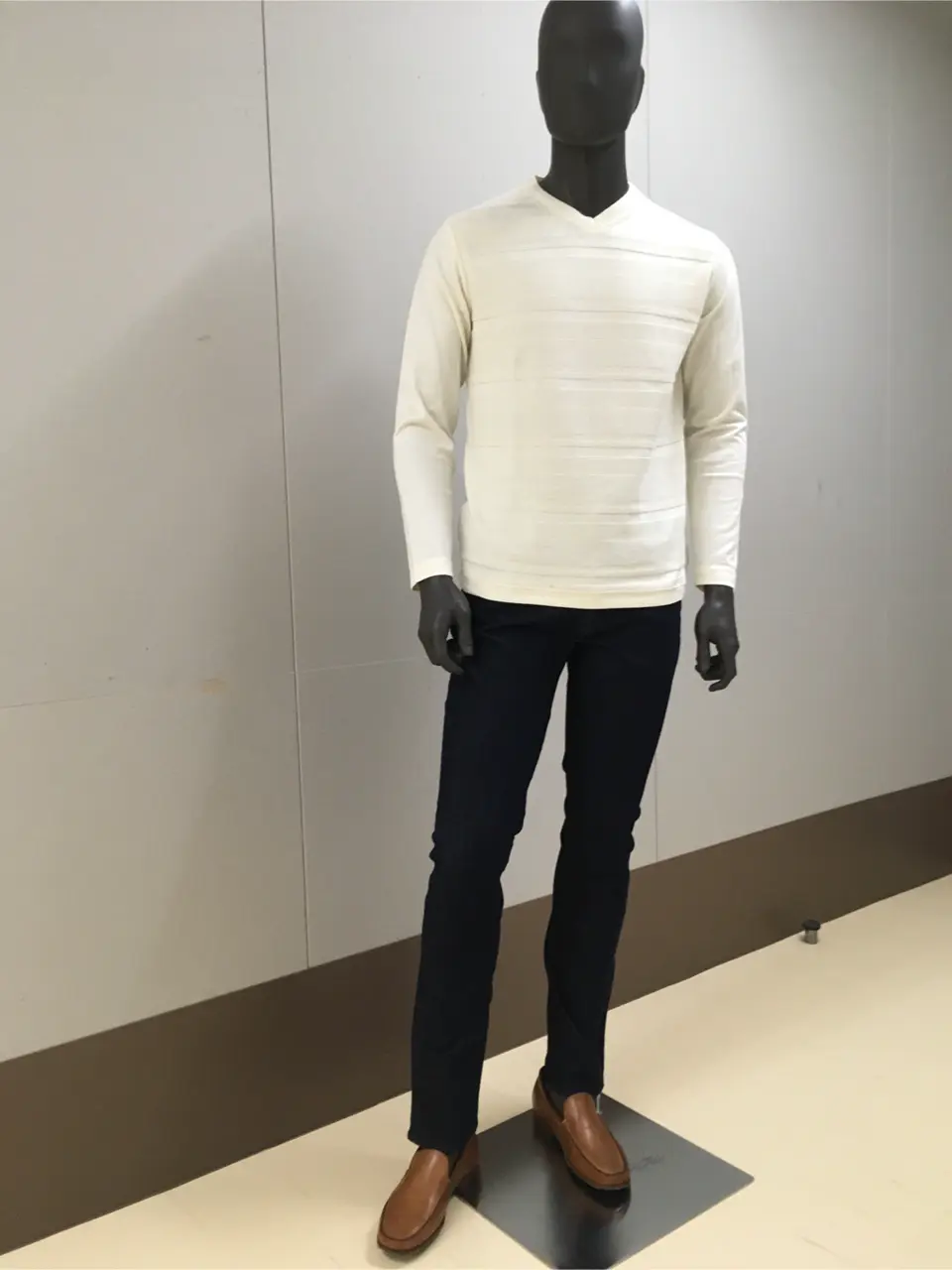 JOSEPH ABBOUD 大坪 コーディネート画像