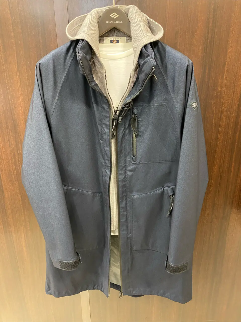 JOSEPH ABBOUD 松山 コーディネート画像