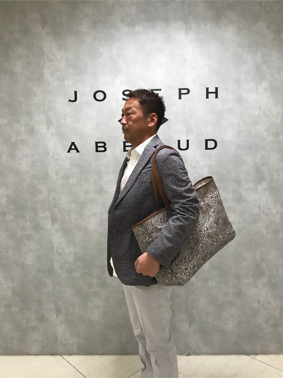 JOSEPH ABBOUD 佐藤 コーディネート画像