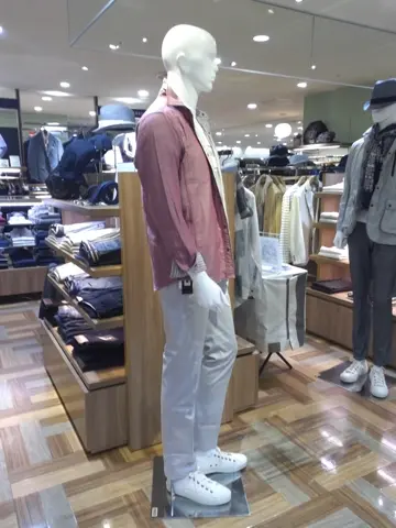 JOSEPH ABBOUD 小城 コーディネート画像